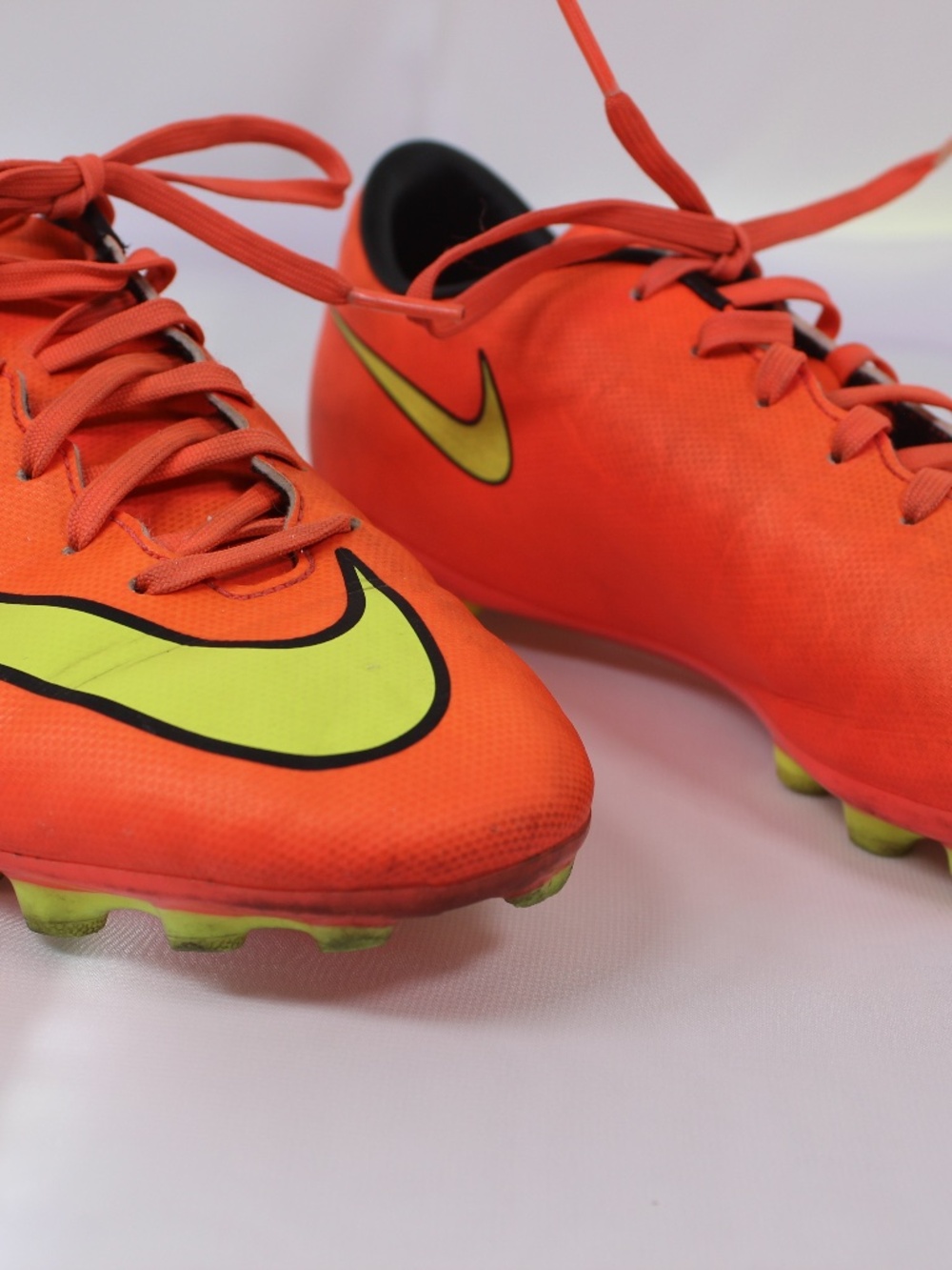 Nike Jr Mercurial Orange Soccer Cleats Kids 4Y